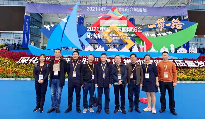 ae7050cda42b43ed801f56c4ec9422d6.jpg