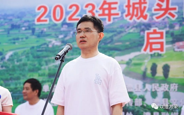 2d6980cd4a48437d8b7bed7dc34c6bad.jpg