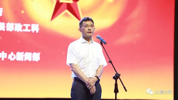 b155aecd47484fdd83465990c79c1ec6.jpg