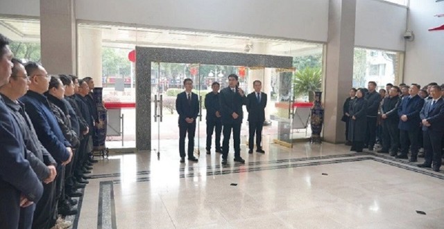 王启武、冷亮等县领导开展春节后走访慰问