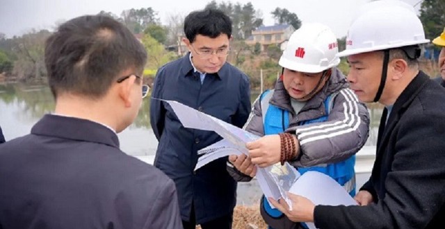 王启武调研高标准农田建设工作