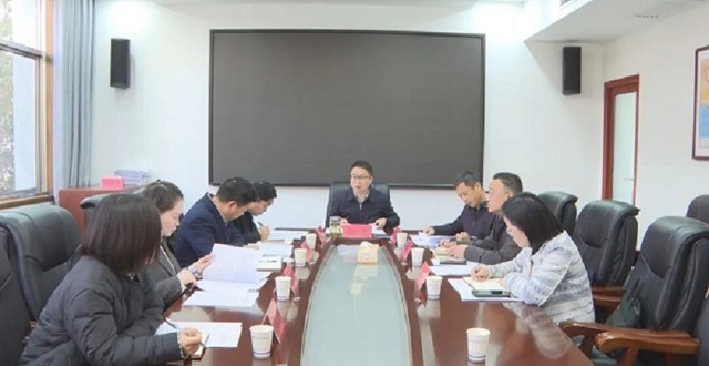 【拼搏有澧进行时】冷亮主持召开轻工纺织产业专项小组会议