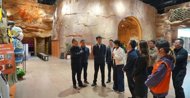 王启武调研文旅工作并开展节前安全生产检查