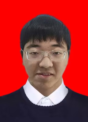李欣