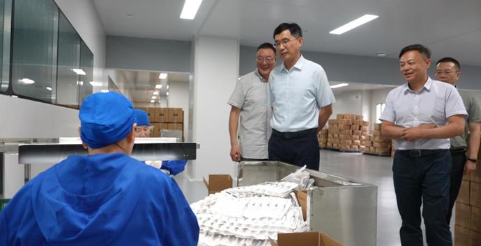 王启武调研重点企业并督导安全生产工作