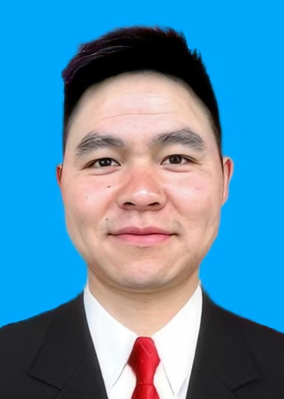 庹立鑫