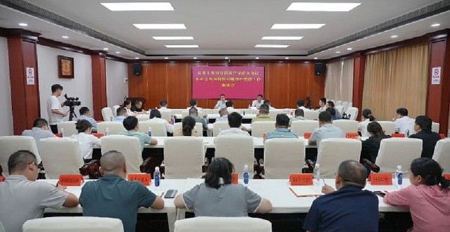 冷亮调研督导群众身边不正之风和腐败问题集中整治工作及纪检监察工作