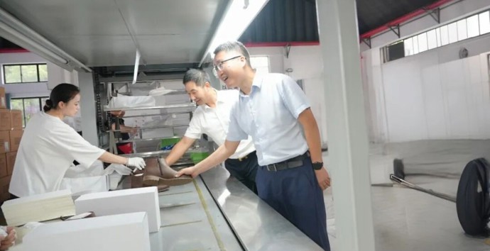 冷亮走访调研部分重点企业