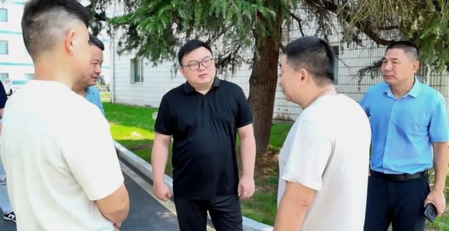 县领导督导安全生产工作