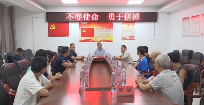 县领导慰问澧县籍残疾人运动员