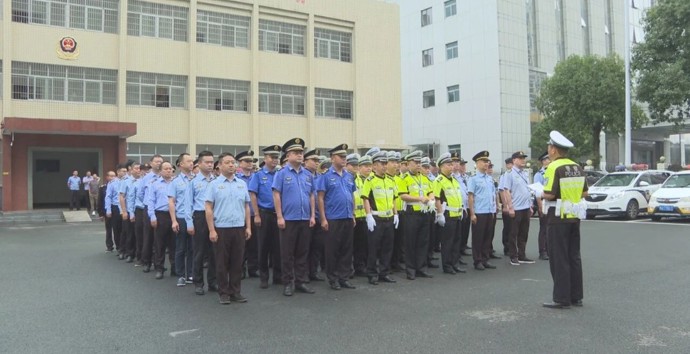 澧县摩托车电动车道路交通安全集中整治联合行动启动